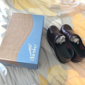 Women’s Dansko Clogs - Size 39 / Size 9